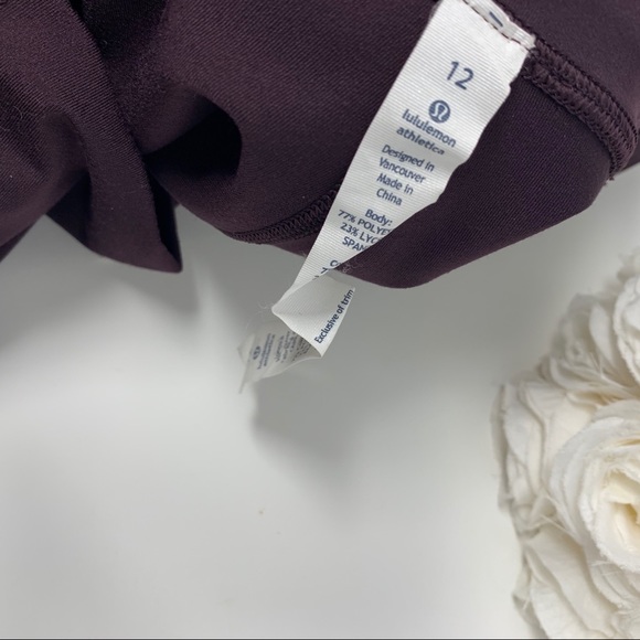 SOLD NEW Lululemon Retreat 7/8 Drawstring black - Picture 8 of 8